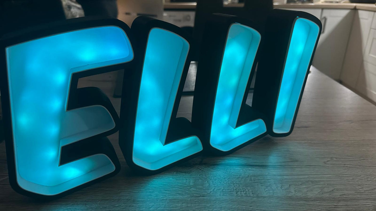 Individuelle Namenslampe LED Personalisierter Schriftzug Name Namensschild Dekoration Hochzeit Geburtstag Kind Wanddeko smarte RGB-LED